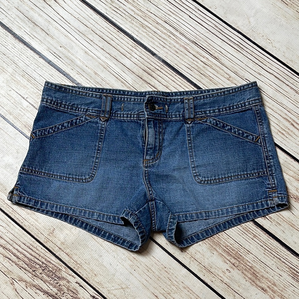 Juniors 11/12 Aeropostale shorts